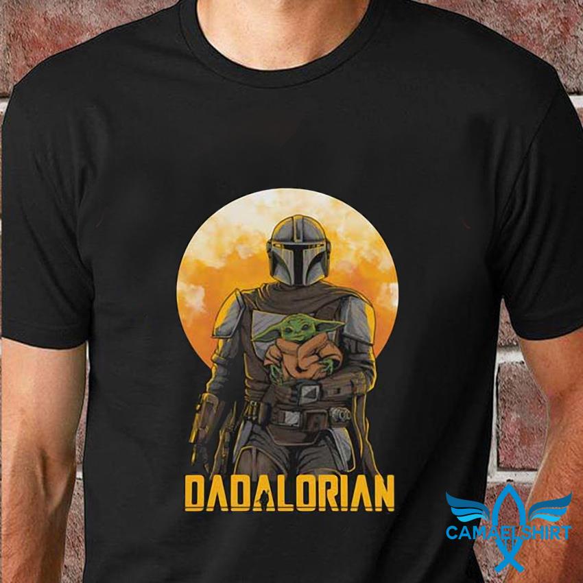 https://images.camaelshirt.com/2021/05/dadalorian-mandalorian-father-s-day-2021-t-shirt-black.jpg