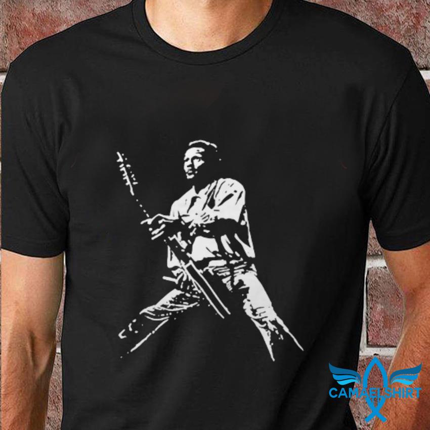 Chuck Berry playing guitar potrait t shirt Camaelshirt Trending Tees